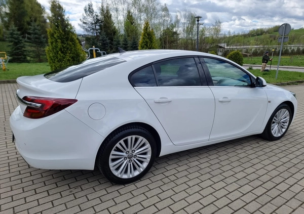 Opel Insignia cena 45900 przebieg: 154000, rok produkcji 2015 z Dobiegniew małe 497